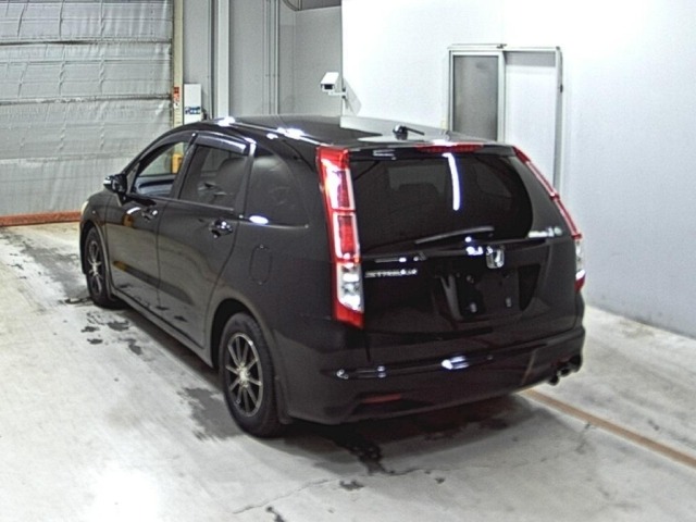 Honda STREAM 2011 7842212-1