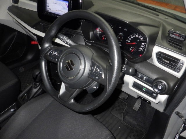 Suzuki SWIFT 2024 7838697-3