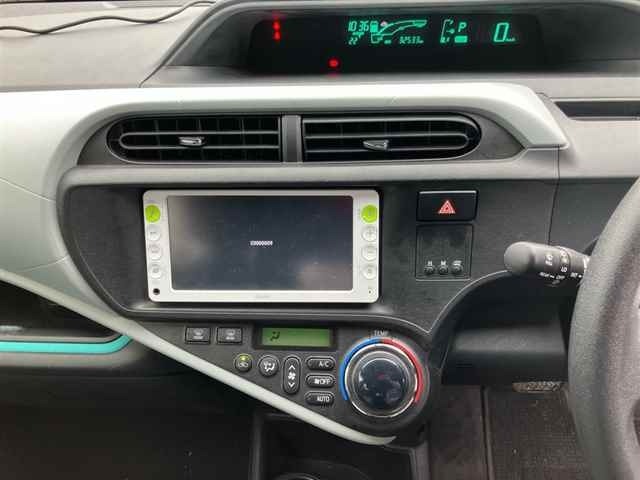 Toyota AQUA 2012 7850584-6