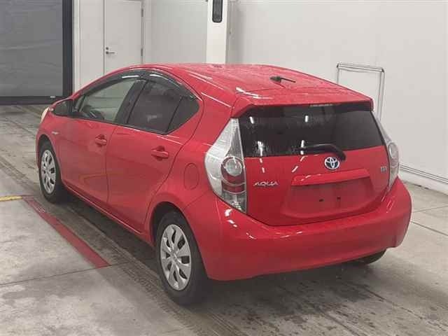Toyota AQUA 2012 7850587-1