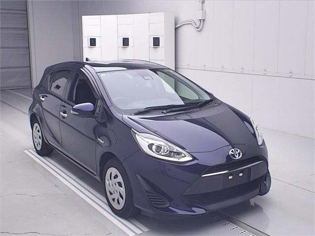Toyota AQUA 2018 7850590-0