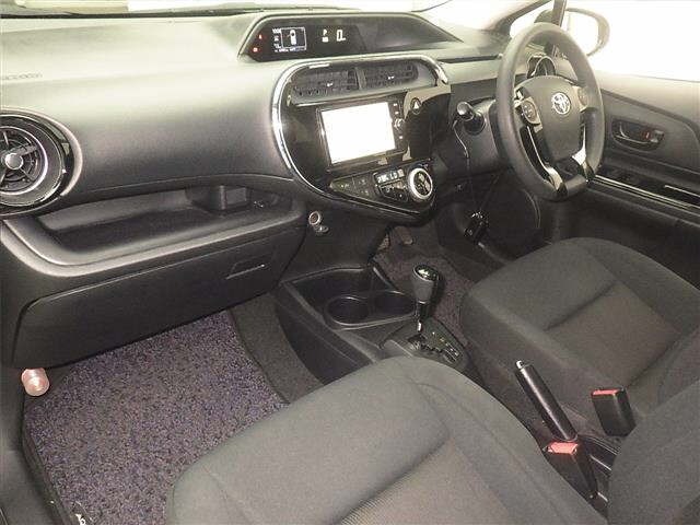 Toyota AQUA 2018 7850590-4