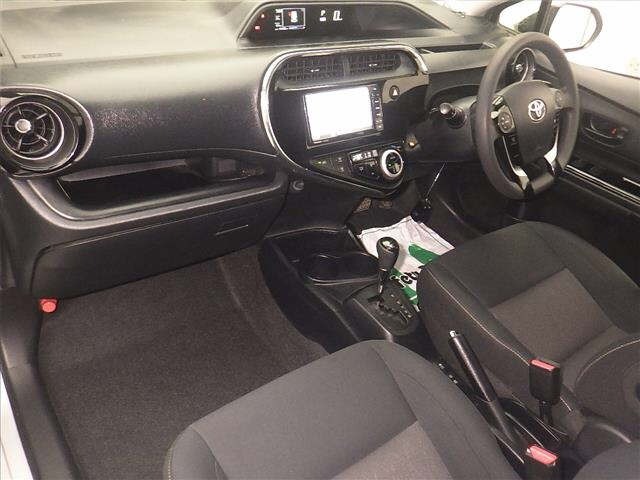 Toyota AQUA 2021 7850593-4