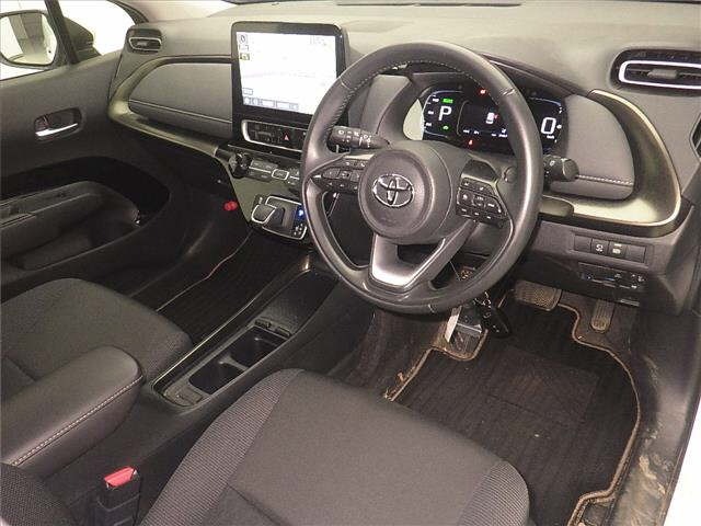 Toyota AQUA 2024 7850595-3