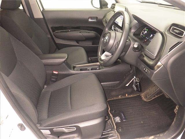 Toyota AQUA 2024 7850595-5