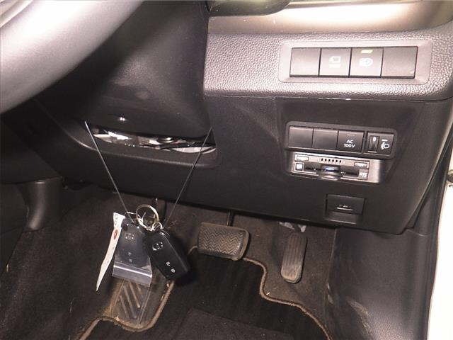 Toyota AQUA 2024 7850595-8