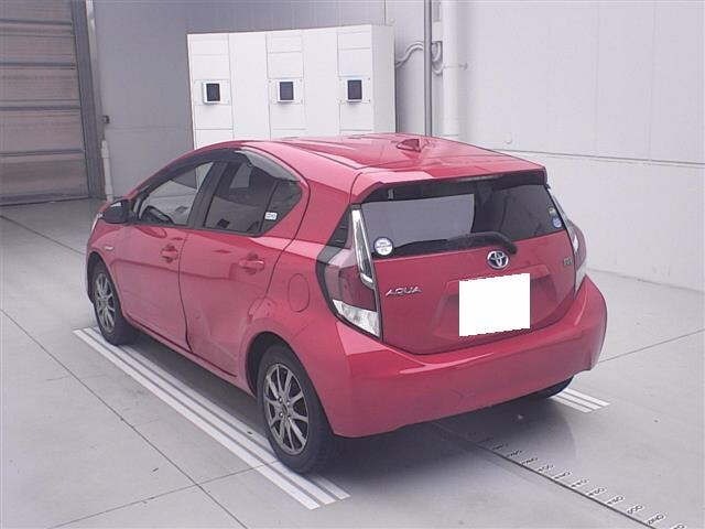 Toyota AQUA 2015 7850597-1