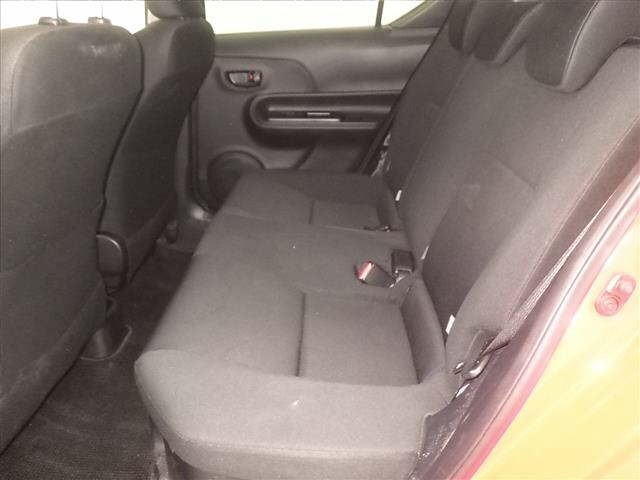 Toyota AQUA 2015 7850597-7