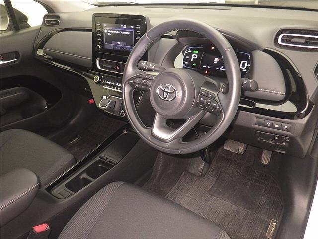 Toyota AQUA 2021 7850601-3