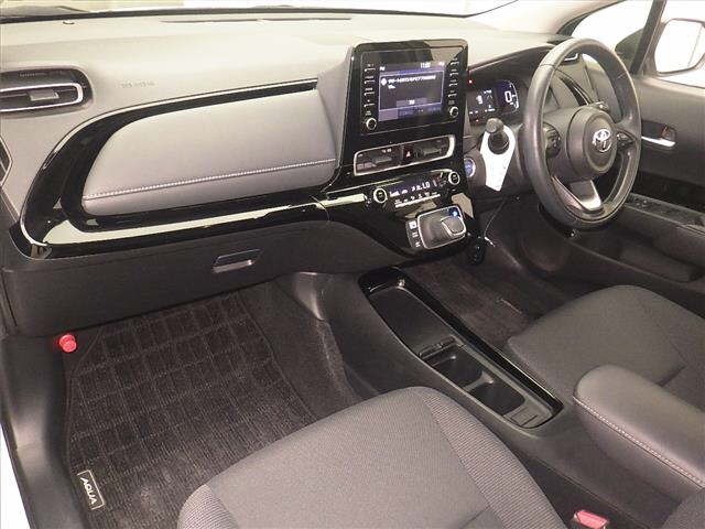 Toyota AQUA 2021 7850601-4
