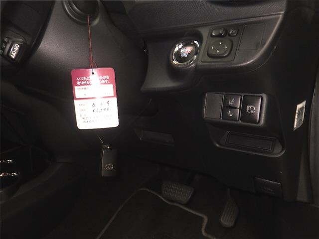 Toyota AQUA 2018 7850602-8