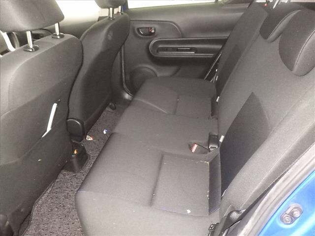 Toyota AQUA 2015 7850603-7