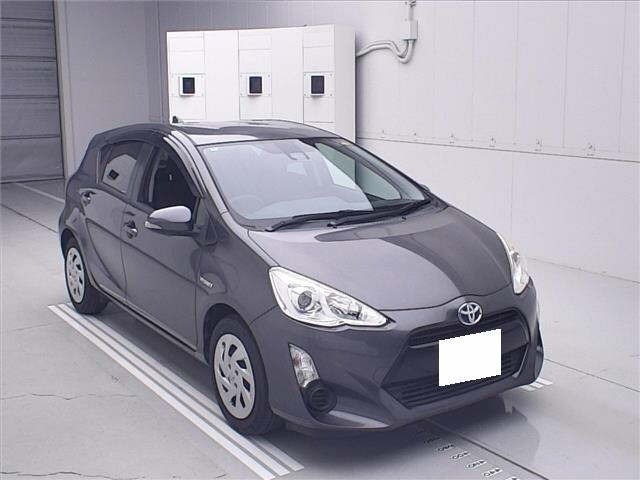 Toyota AQUA 2016 7850604-0