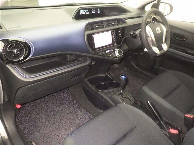 Toyota AQUA 2016 7850604-4