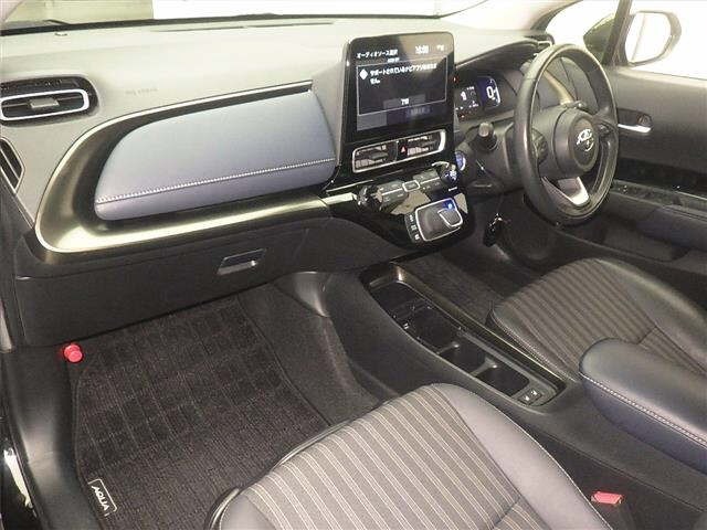 Toyota AQUA 2023 7850606-4
