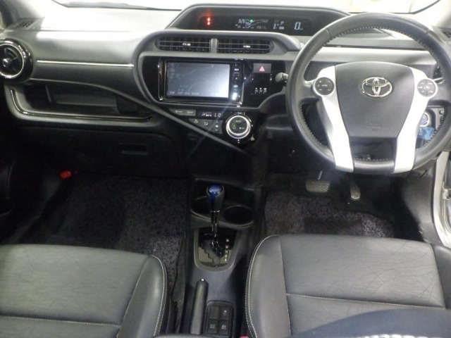 Toyota AQUA 2015 7850609-3