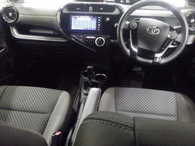 Toyota AQUA 2019 7850610-3