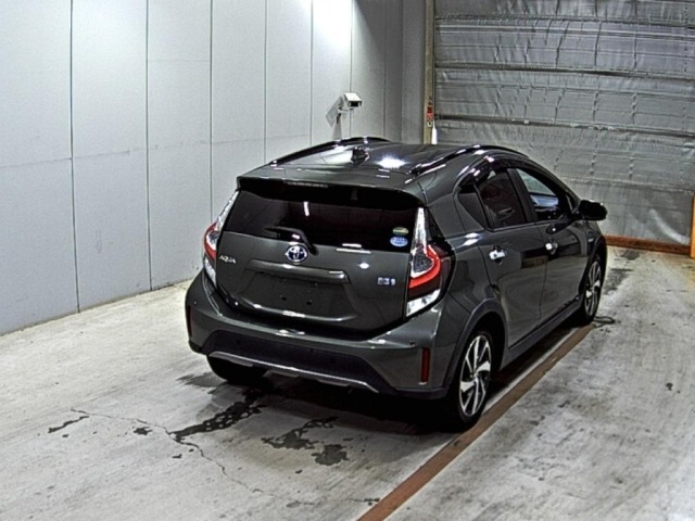 Toyota AQUA 2019 7850610-5