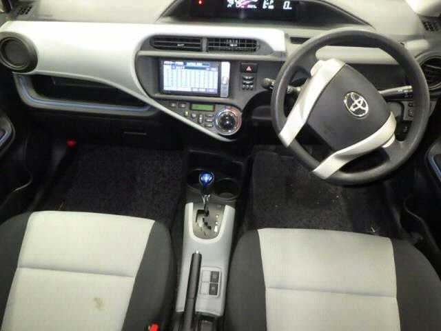 Toyota AQUA 2014 7850611-3