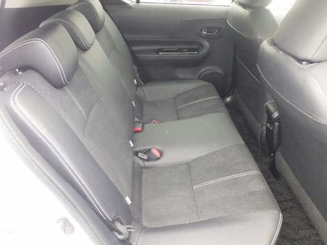 Toyota AQUA 2016 7850612-7