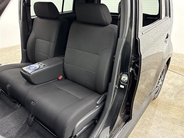 Toyota BB 2011 7847501-5