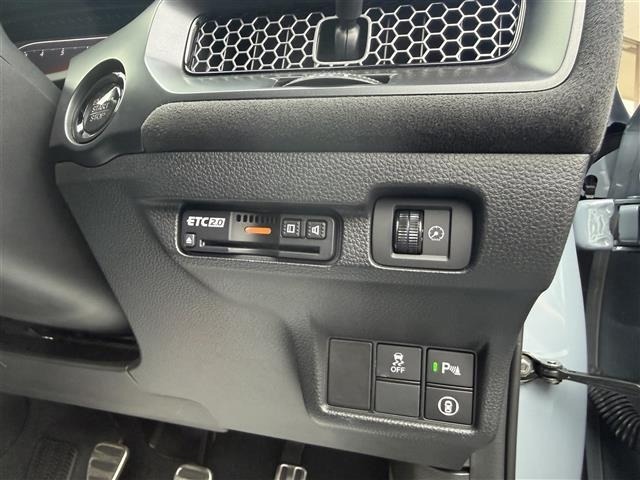 Honda CIVIC 2025 7850540-12