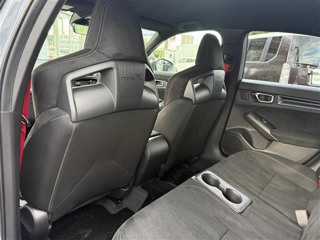 Honda CIVIC 2025 7850540-8