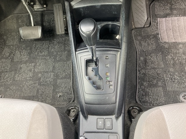 Toyota COROLLA AXIO 2016 7849796-5