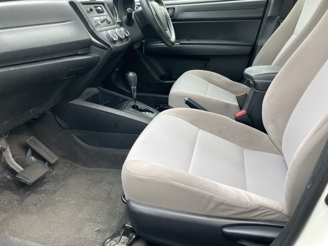 Toyota COROLLA AXIO 2016 7849799-9