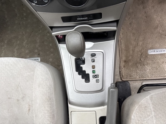 Toyota COROLLA AXIO 2010 7849800-5