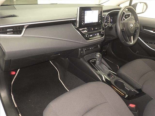 Toyota COROLLA TOURING 2021 7845337-4