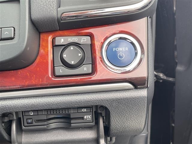 Toyota CROWN MAJESTA 2016 7850318-3