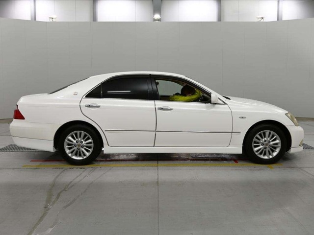 Toyota CROWN 2007 7849754-3