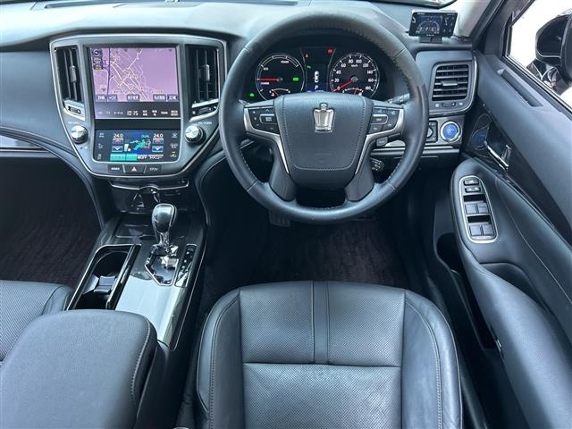 Toyota CROWN 2013 7849866-15