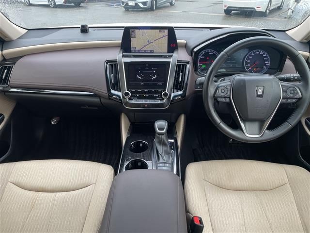 Toyota CROWN 2019 7849909-14
