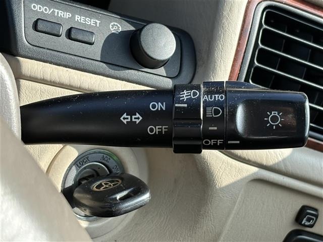 Toyota CROWN 1999 7849952-19