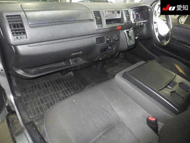 Toyota HIACE VAN 2020 7847258-3
