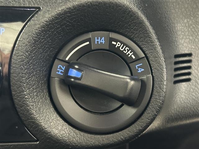 Toyota HILUX 2023 7849861-12