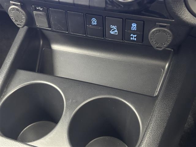 Toyota HILUX 2023 7849861-20