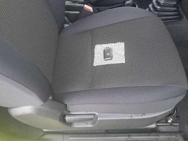 Suzuki JIMNY 2023 7849292-10