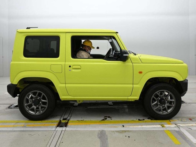 Suzuki JIMNY 2023 7849292-3