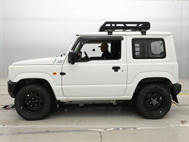 Suzuki JIMNY 2020 7849293-4