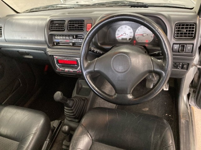 Suzuki JIMNY 2004 7849307-3