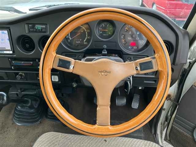 Toyota Land Cruiser FJ 1987 7847394-3