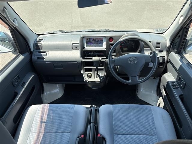 Toyota PIXIS VAN 2013 7845429-14