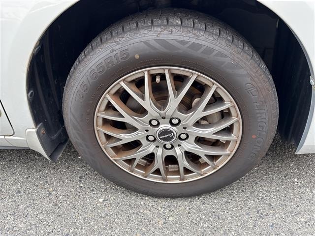 Toyota PREMIO 2017 7847570-8