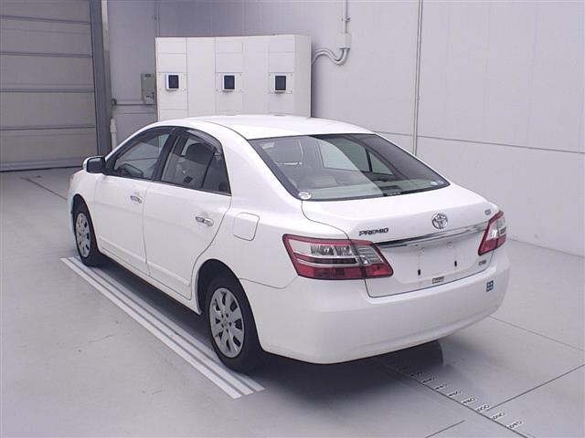 Toyota PREMIO 2011 7847583-1