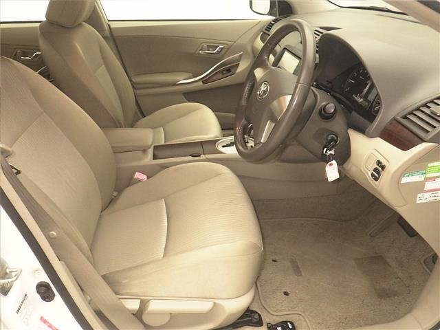 Toyota PREMIO 2011 7847583-5
