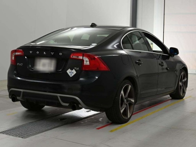 Volvo S60 2013 7846959-1