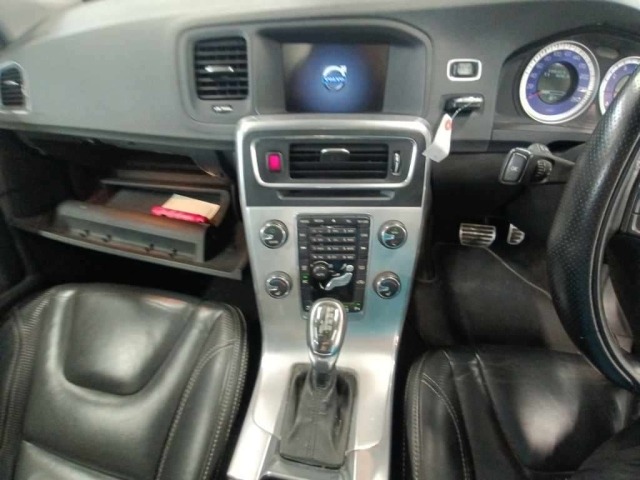 Volvo S60 2013 7846959-11